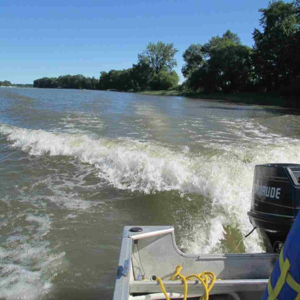 Vagues-de-bateaux-LEcho-de-Maskinonge